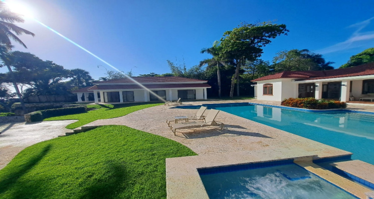 Orchid Bay,Sale - Houses / Villas,1128