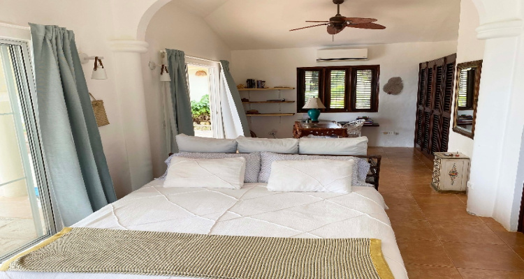 Cabrera,Sale - Houses / Villas,1531